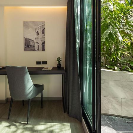 Travelodge Phuket Town Екстериор снимка