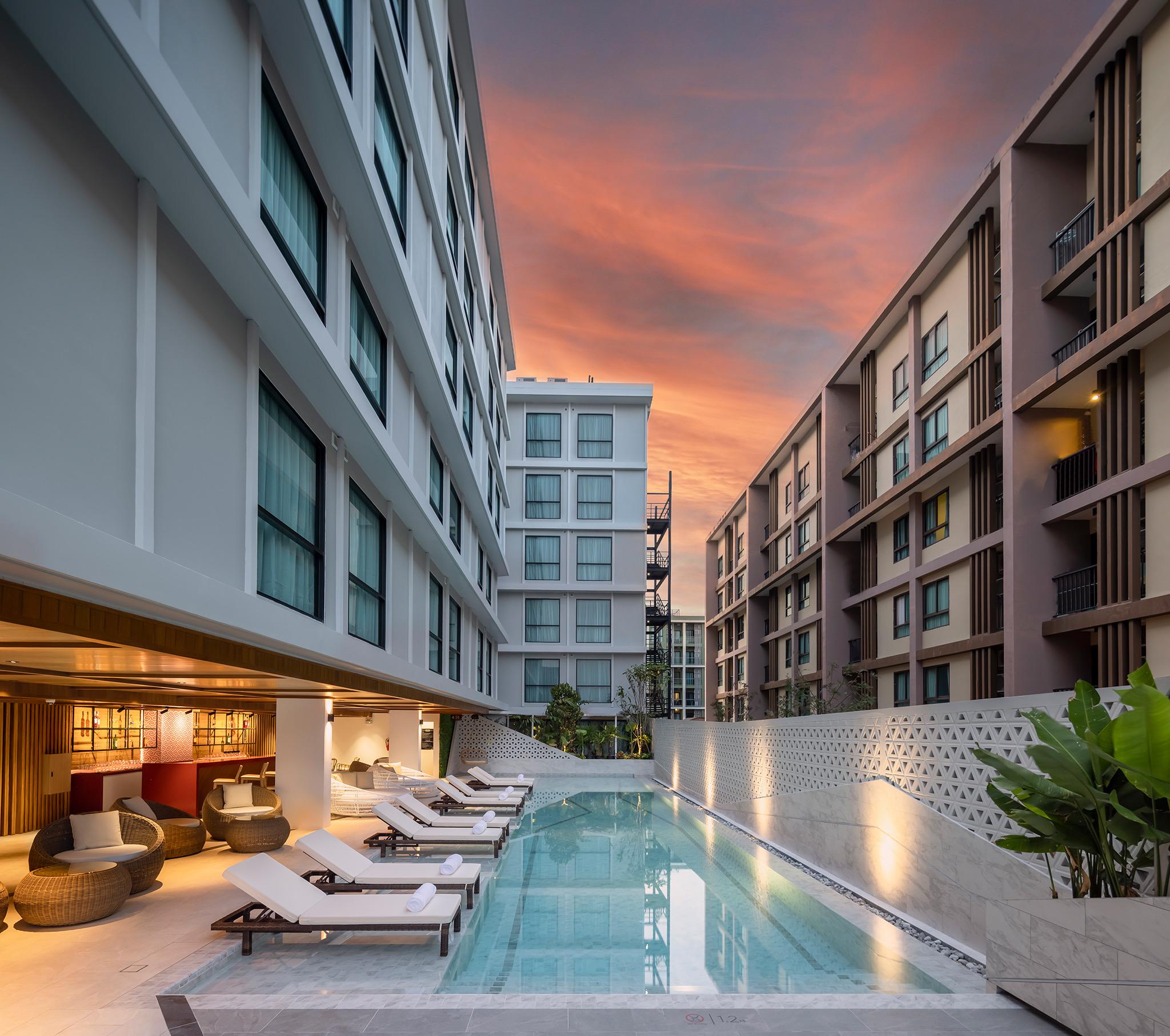 Travelodge Phuket Town Екстериор снимка